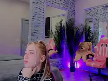 Reina_Cummings  live sex cam