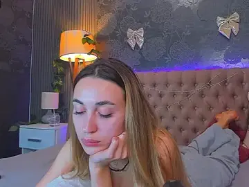 AlexaWilds  live sex cam