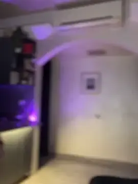 Emaline_Fane  live sex cam