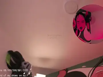 LucyAllenX  live sex cam