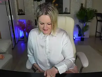 MariemLui  live sex cam