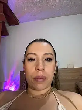 Moon_Blake  live sex cam