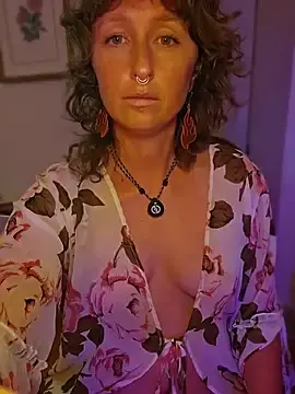 Mossy_kiss  live sex cam