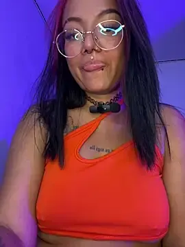 Queen_of_you_heart  live sex cam