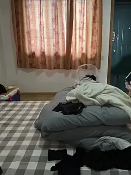 Xiiuuff18  live sex cam