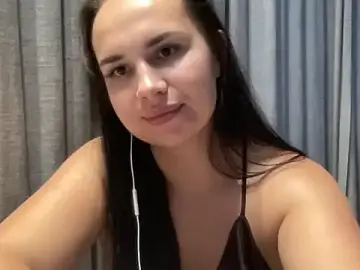 Calynix  live sex cam