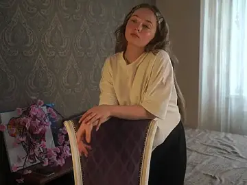 DaciaJuell  live sex cam