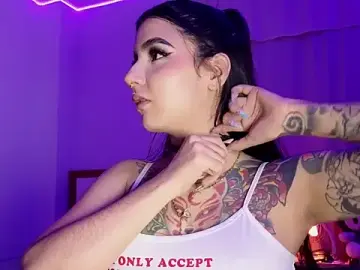 Kittyhelll_  live sex cam