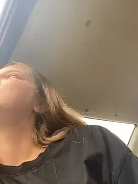 MollyDolle  live sex cam