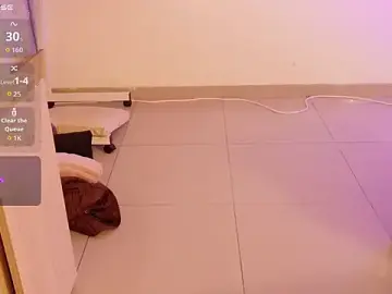 Saly_Moon1  live sex cam