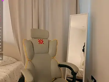 Mowalova  live sex cam
