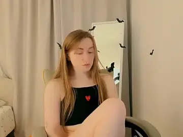 Mowalova  live sex cam