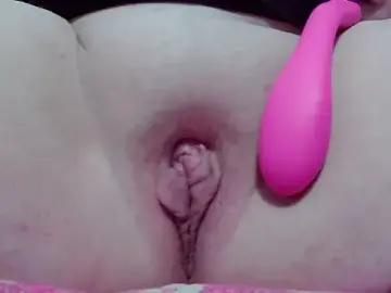 Asti_Kissy  live sex cam