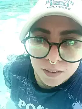 Celestte22  live sex cam