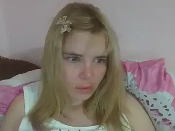 HornyElena  live sex cam