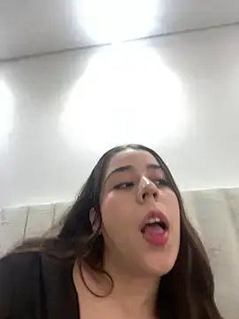 Zara_Phone  live sex cam
