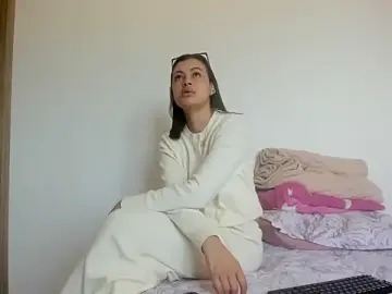 Victoria12__  live sex cam