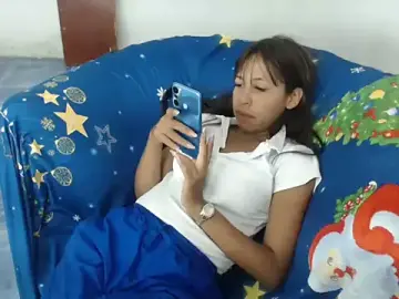 DirtyBbyKloe  live sex cam
