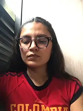 Gia_Mazzon  live sex cam