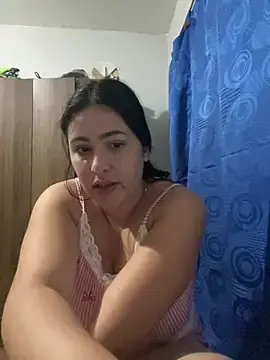IvettSt_  live sex cam