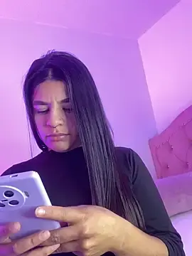 Maylin_7x  live sex cam