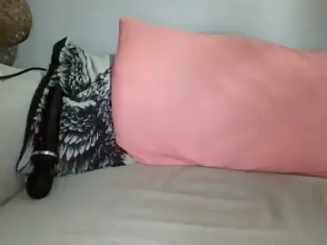 _gunes_x  live sex cam