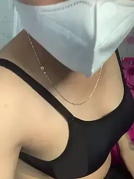 Baeas-lan  live sex cam