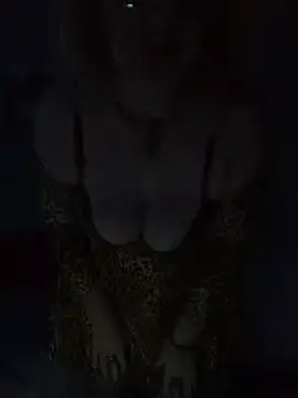 Koroleva70  live sex cam