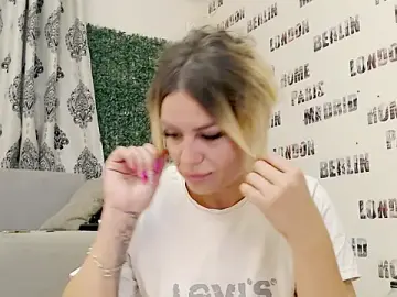 BEST_SQUIRT_XX  live sex cam