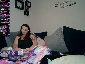 BartenderSteph  live sex cam