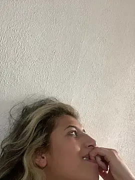 Candy_Lennon  live sex cam