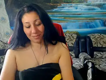MoistMady  live sex cam
