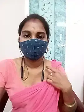 Tamil_roja17  live sex cam