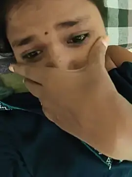 Hotrinastudent  live sex cam