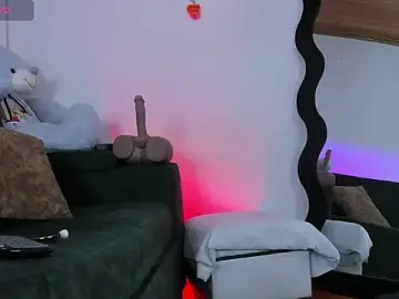 Liz_25b  live sex cam