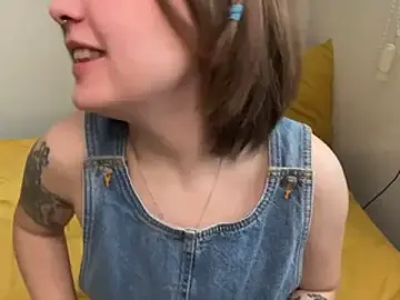 Misapolii  live sex cam