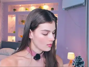 FloraDobb  live sex cam