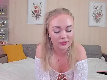 HannahWillow  live sex cam