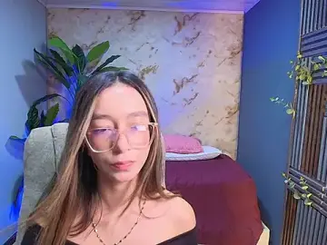 Helen_foxy69  live sex cam