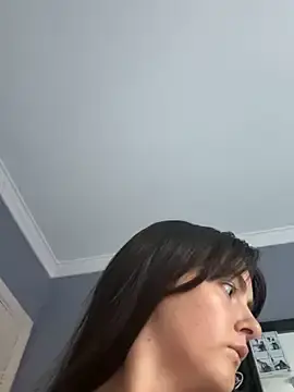 LolaSkyee  live sex cam