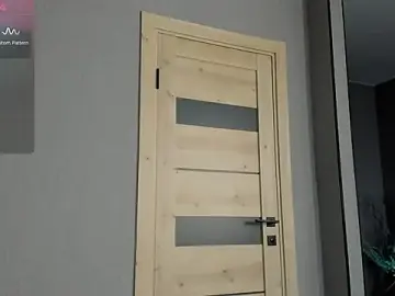 XValkyrieX  live sex cam