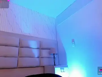 Abi_sexxx1  live sex cam