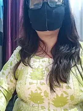 Aishwaryaa_69  live sex cam