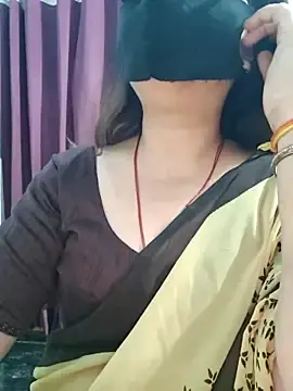 Aishwaryaa_69  live sex cam