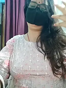 Aishwaryaa_69  live sex cam
