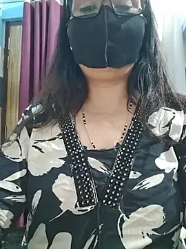 Aishwaryaa_69  live sex cam