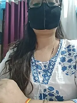 Aishwaryaa_69  live sex cam