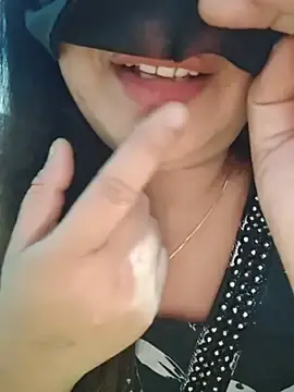 Aishwaryaa_69  live sex cam