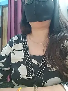 Aishwaryaa_69  live sex cam