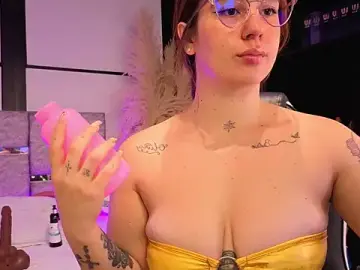 AlliceLover  live sex cam